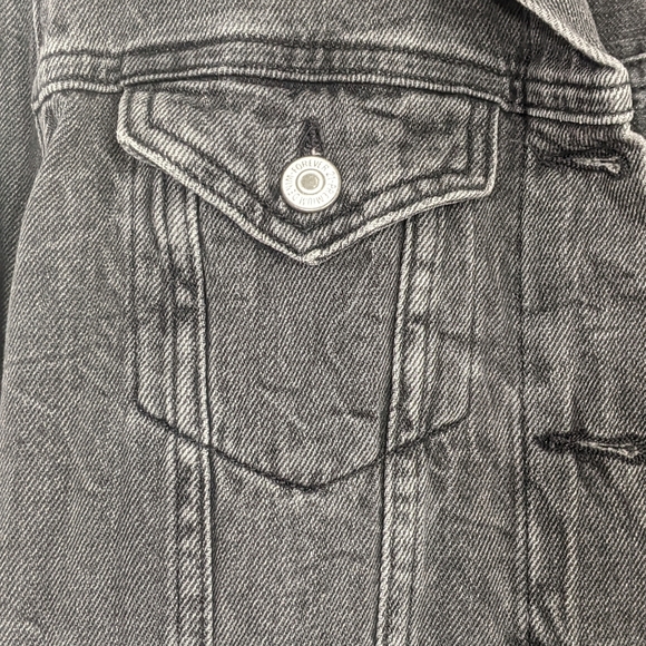 Black Jean Jacket - Forever 21 - Picture 5 of 10